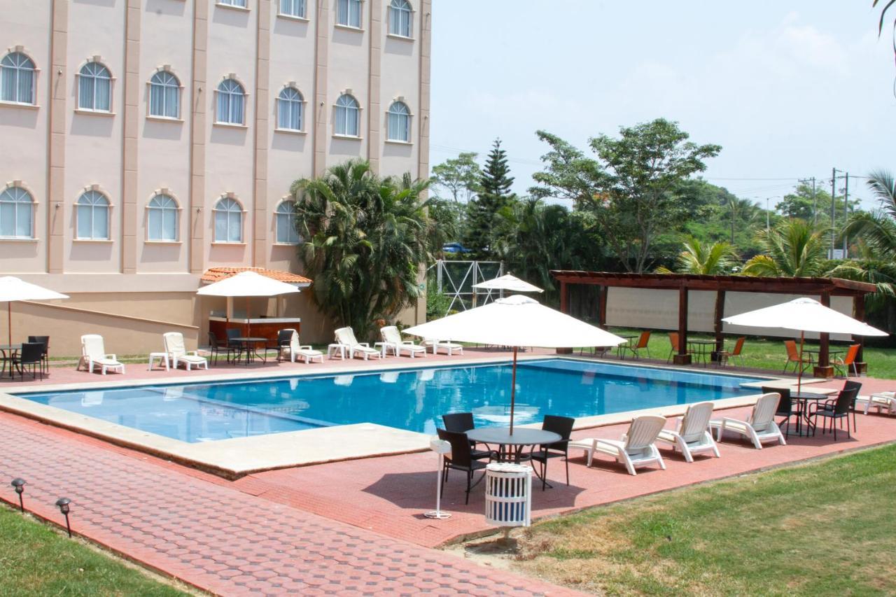 Hotel Baez Paraíso Exterior photo